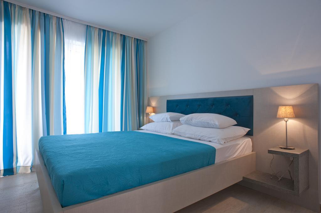 Guest House Przno Bay Sveti Stefan Ngoại thất bức ảnh