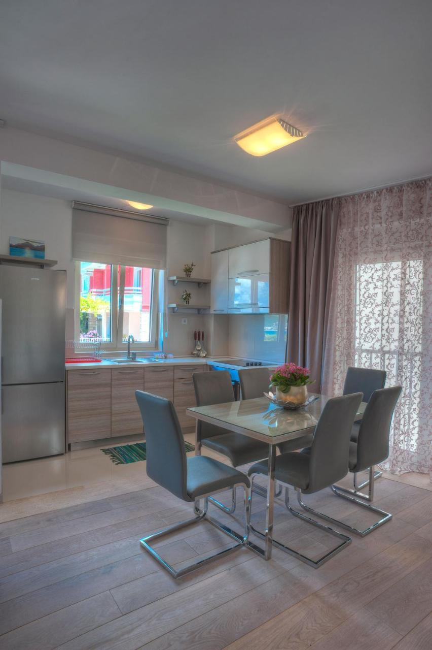 Guest House Przno Bay Sveti Stefan Ngoại thất bức ảnh