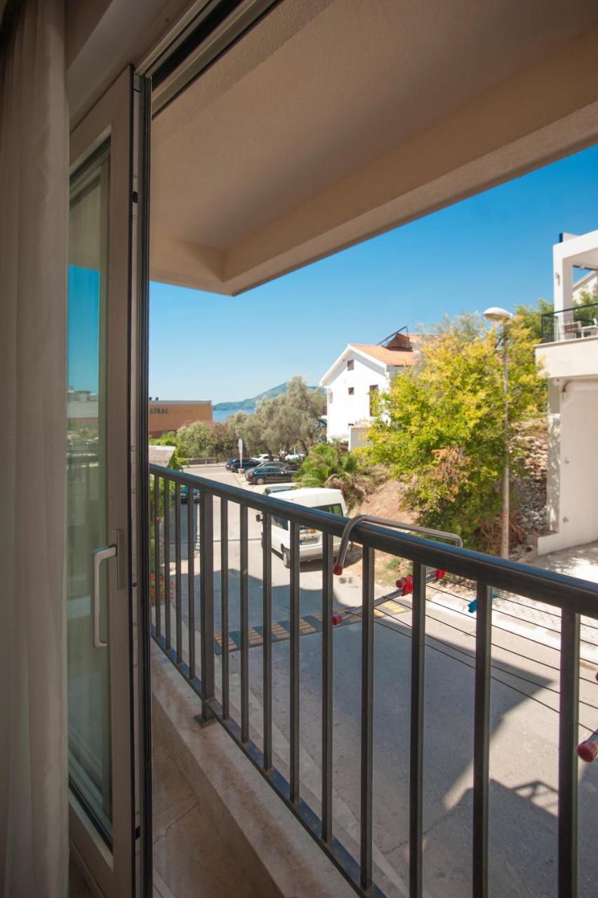 Guest House Przno Bay Sveti Stefan Ngoại thất bức ảnh
