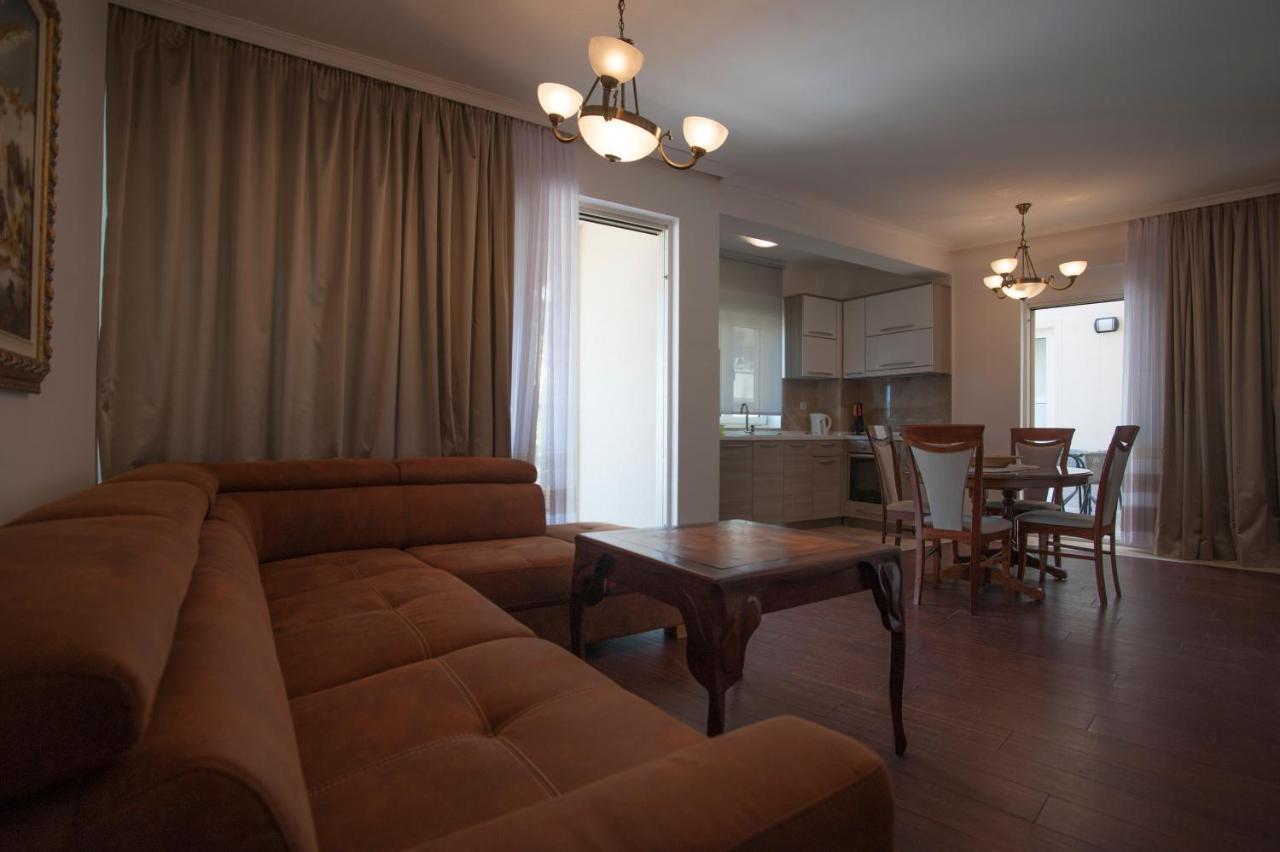 Guest House Przno Bay Sveti Stefan Ngoại thất bức ảnh