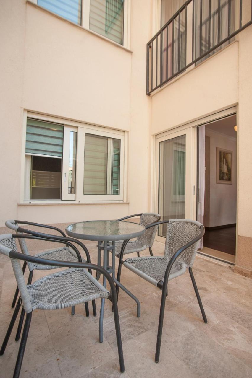 Guest House Przno Bay Sveti Stefan Ngoại thất bức ảnh