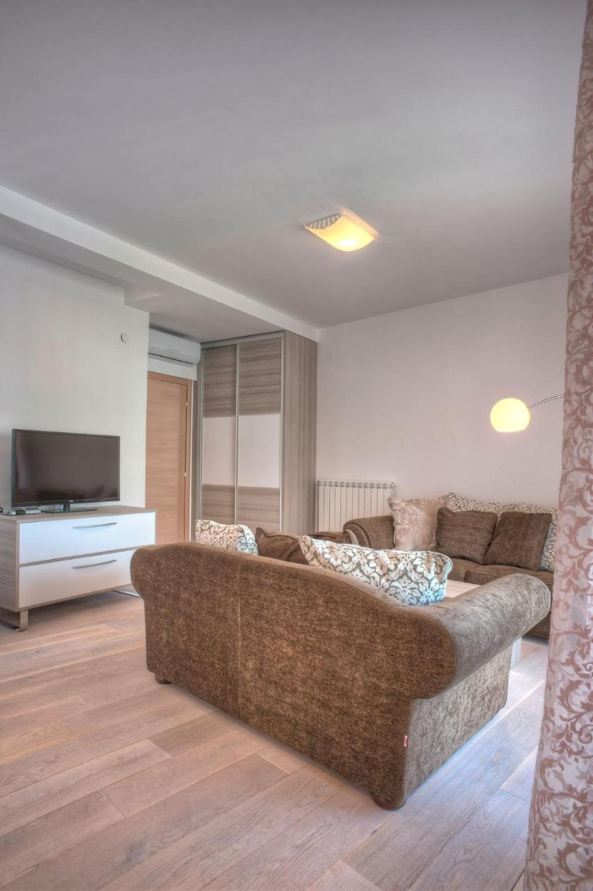 Guest House Przno Bay Sveti Stefan Ngoại thất bức ảnh
