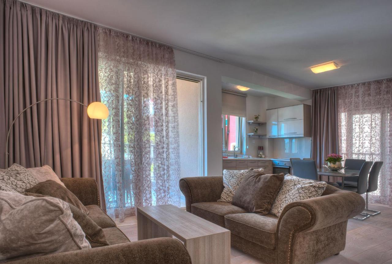 Guest House Przno Bay Sveti Stefan Ngoại thất bức ảnh
